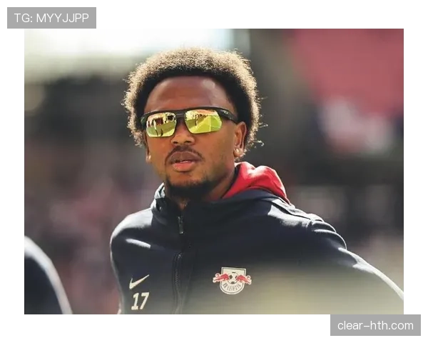 奥彭达闪耀德甲新赛季，助球队连胜创历史辉煌