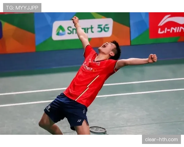 李梓嘉训练完直接去提了辆超跑，教练在后面追着喊“你还没交场地费”